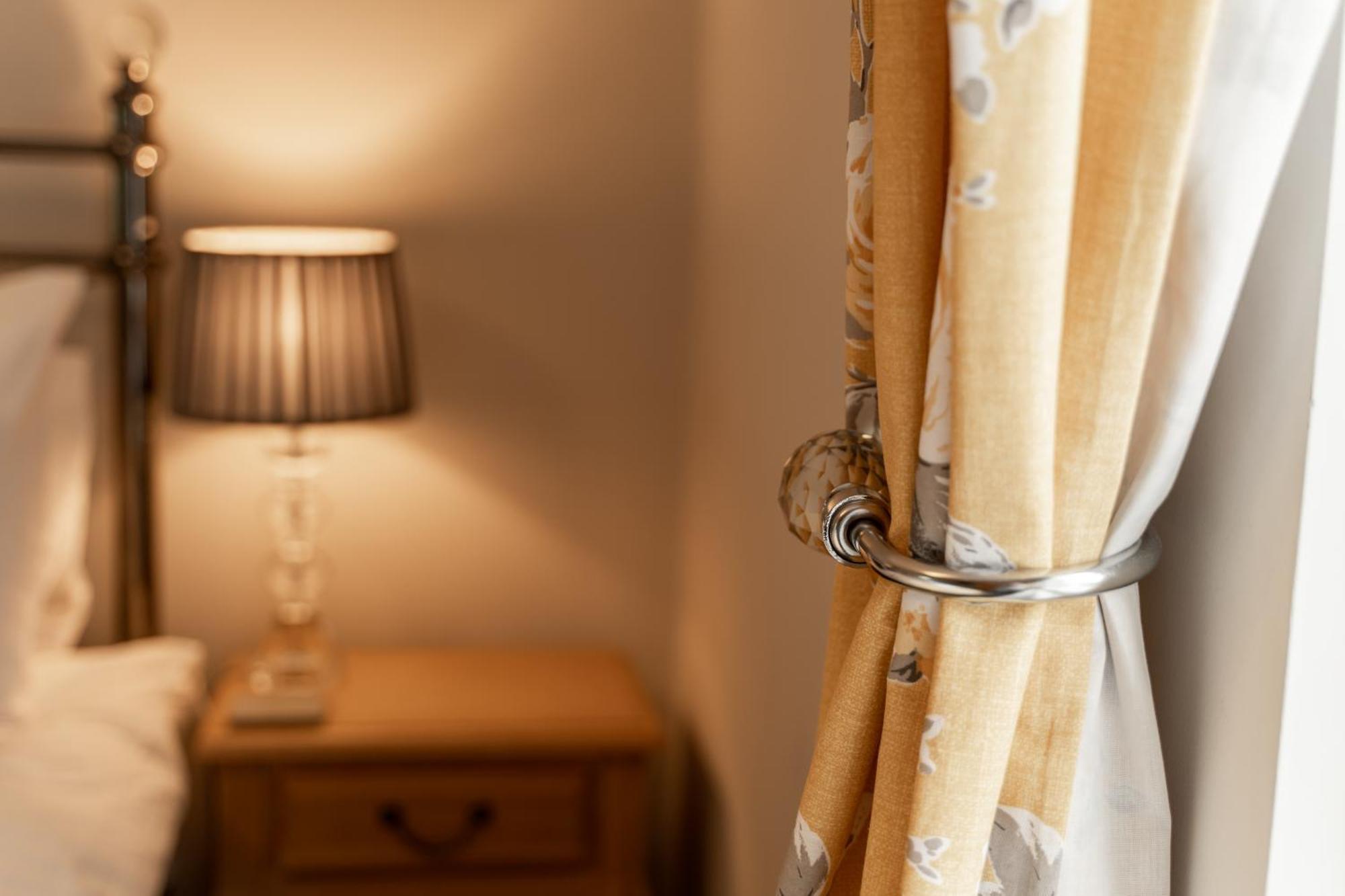 Cosy 2 Bed Cottage In Charming Village Of Christleton - For Up To 5 Buitenkant foto