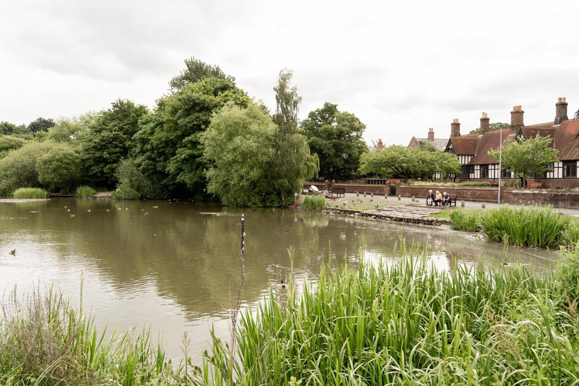 Cosy 2 Bed Cottage In Charming Village Of Christleton - For Up To 5 Buitenkant foto